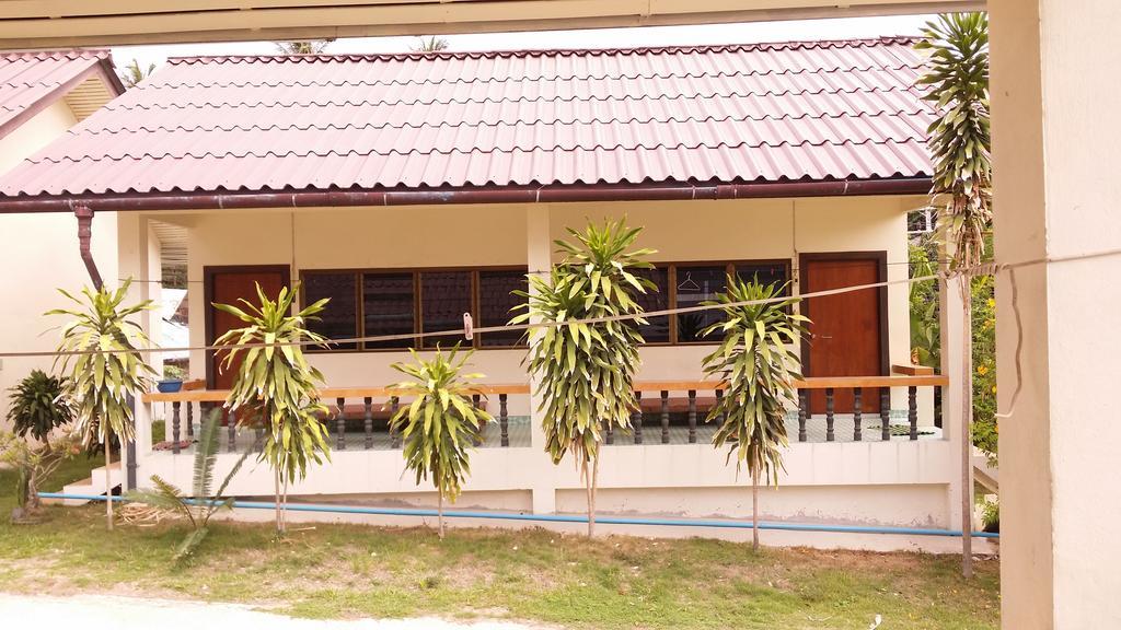 Happy Bungalow Ko Tao Exterior photo